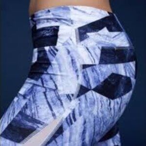Marika Leggings S Small Navy Purple Stretch Blend Capri Pants‎ Geometric Print